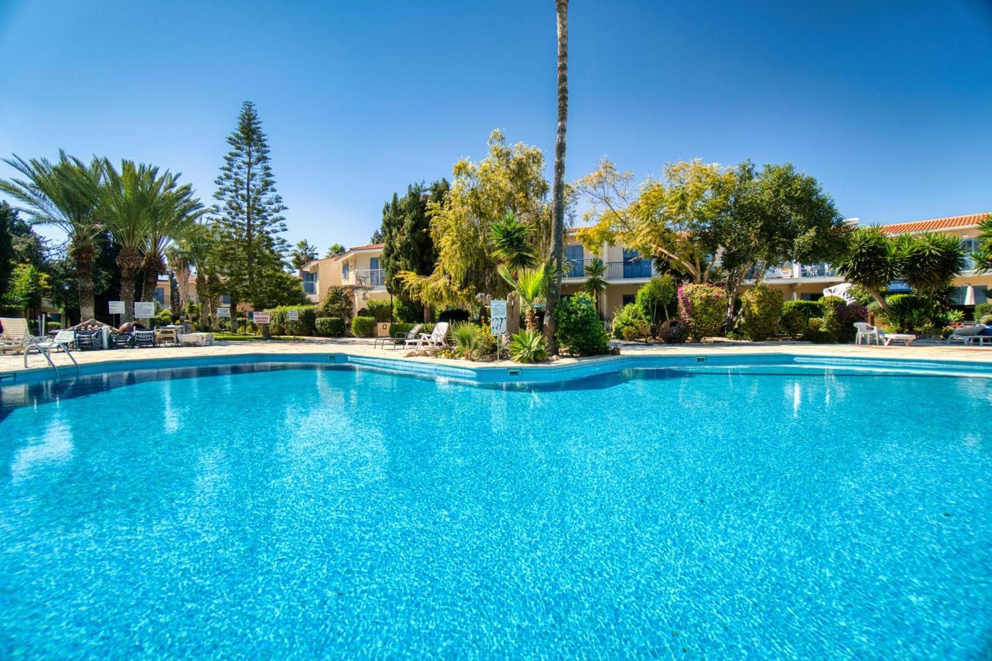 Paradise Gardens 1 C-003 Apartment Paphos Bagian luar foto